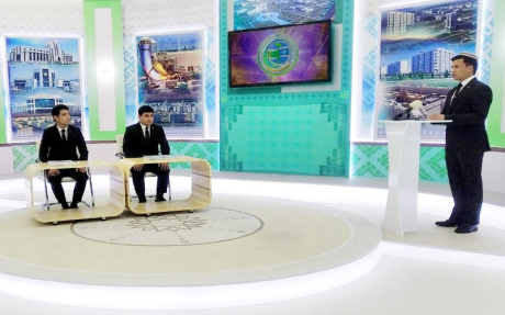 CONVERSATION HELD IN HONOR OF A HISTORIC EVENT